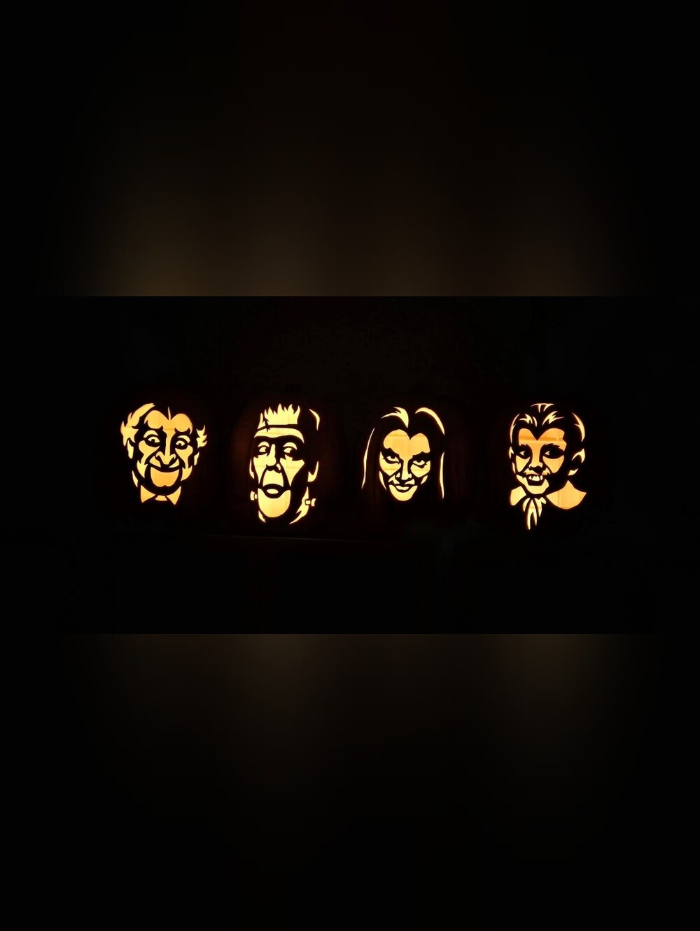 The Munsters Pumpkin Set